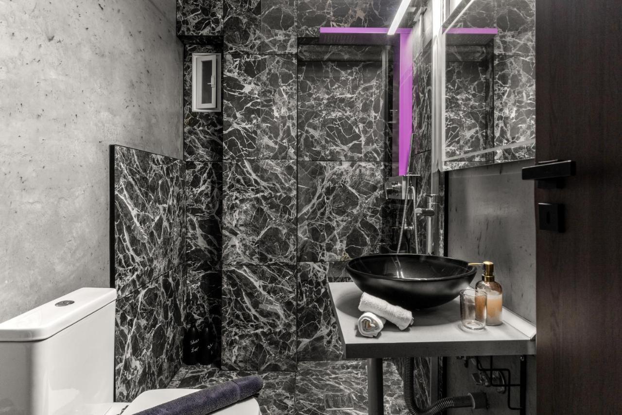 Luxe House In Glyfada With Spa Near Metro Station C8 Athen Eksteriør bilde